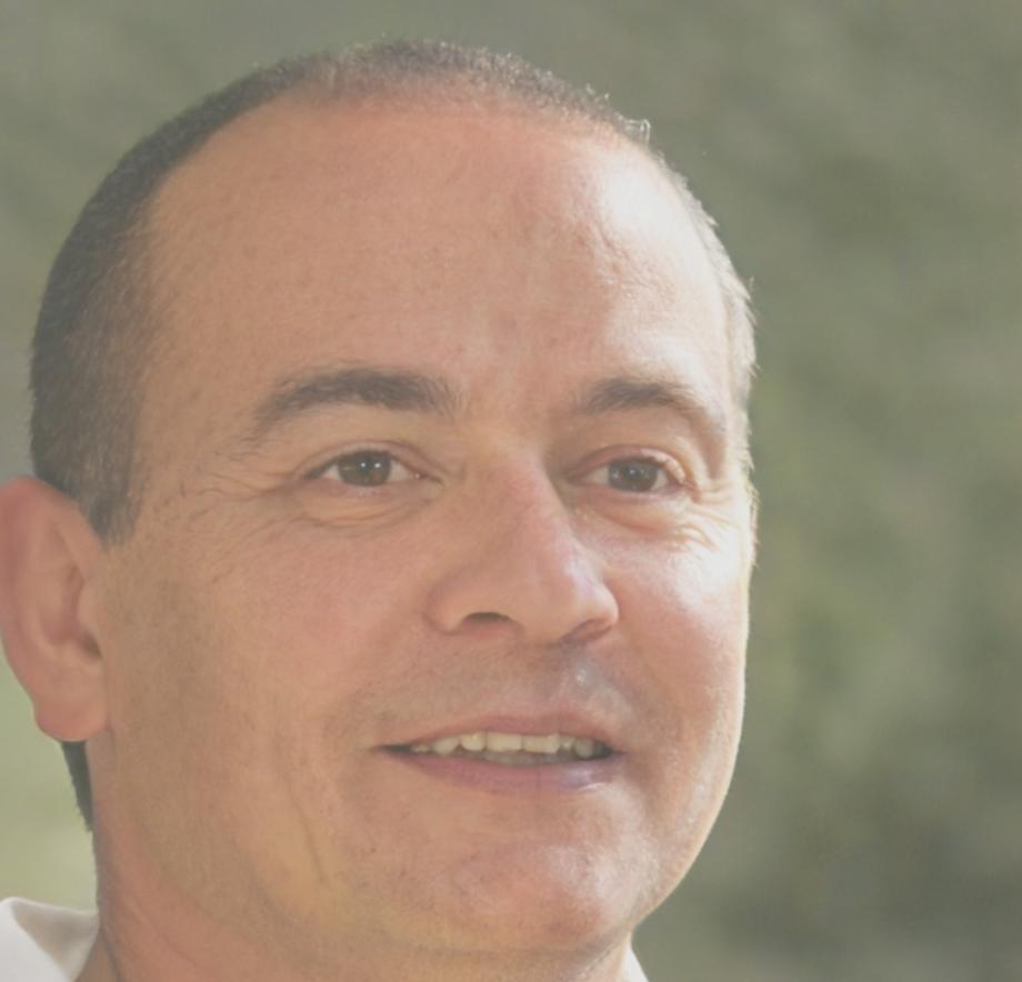 Portrait of Darren Kellsworth